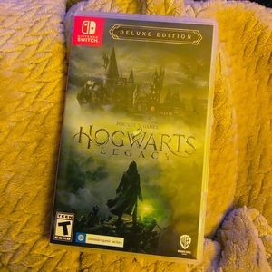 Nintendo Switch Hogwarts Legacy Deluxe Edition Game Cartridge in Case